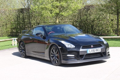 NISSAN GT-r 3.8 Recaro 2rd Auto