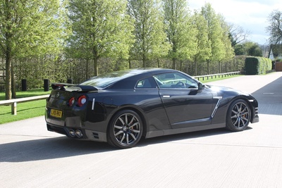 NISSAN GT-r 3.8 Recaro 2rd Auto